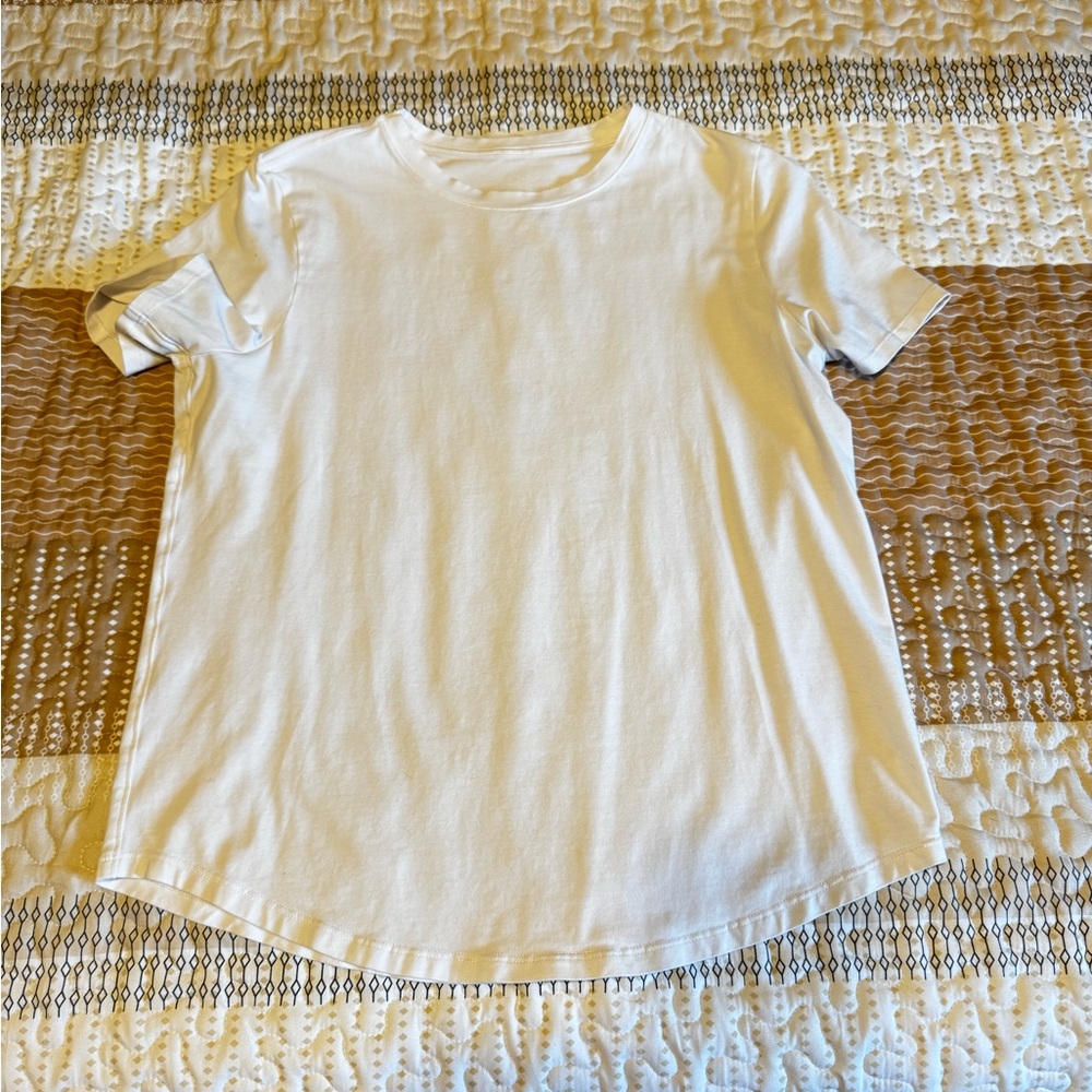 Lululemon Love curved hem tee